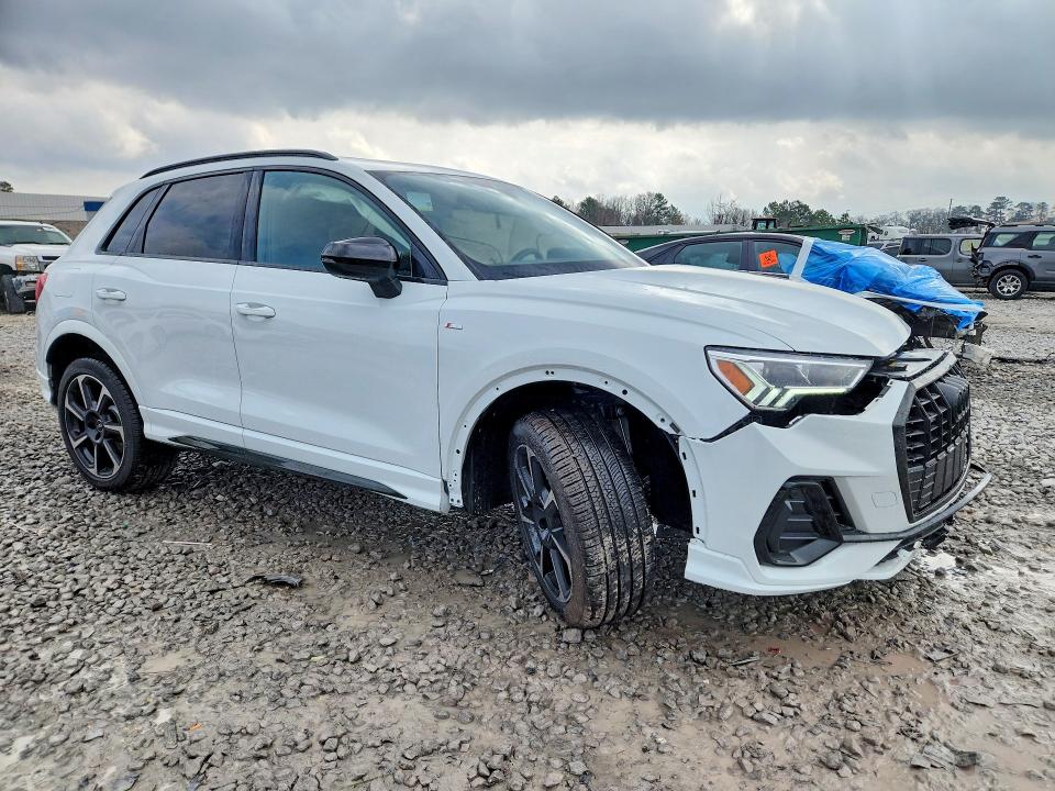 77800995 :رقم المزاد ، WA1EECF30S1108376 vin ، 2025 Audi Q3 مزاد بيع