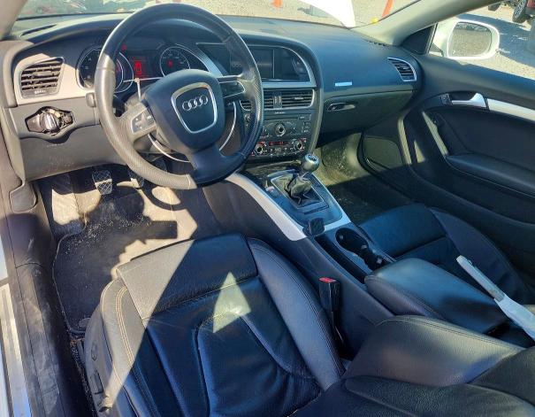 Продаж на аукціоні авто 2010 Audi A5, vin: WAURFAFR3AA056802, номер лоту: 79343575