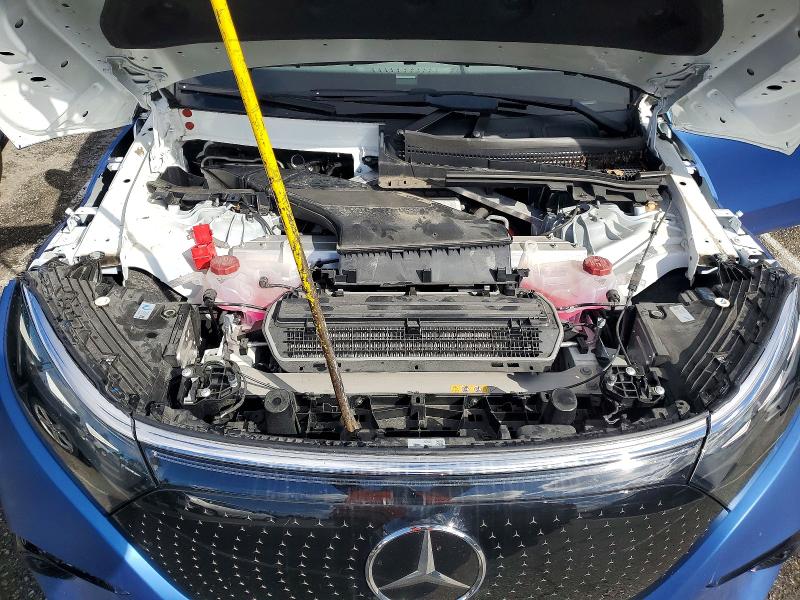 77431105 :رقم المزاد ، 4JGDM2EB2RA032446 vin ، 2024 Mercedes-benz Eqs Suv مزاد بيع