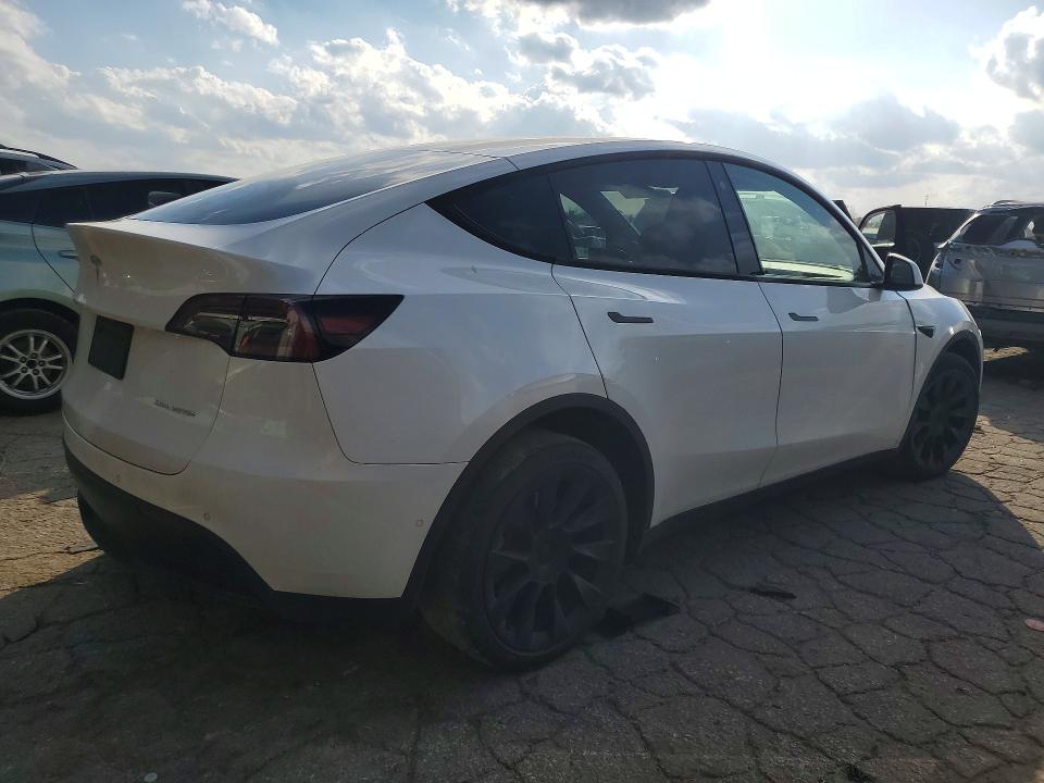 Продажа на аукционе авто 2021 Tesla Model Y, vin: 5YJYGDEE4MF152932, номер лота: 77747955