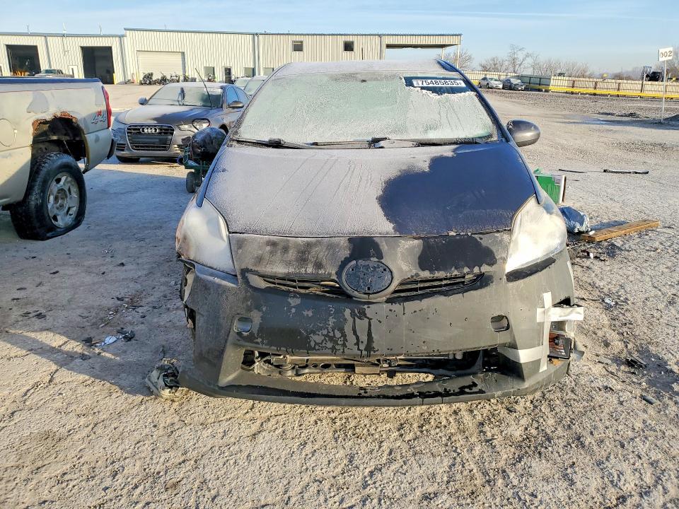 75485835 :رقم المزاد ، JTDKN3DP9E3050856 vin ، 2014 Toyota Prius Plug-in Hybrid مزاد بيع
