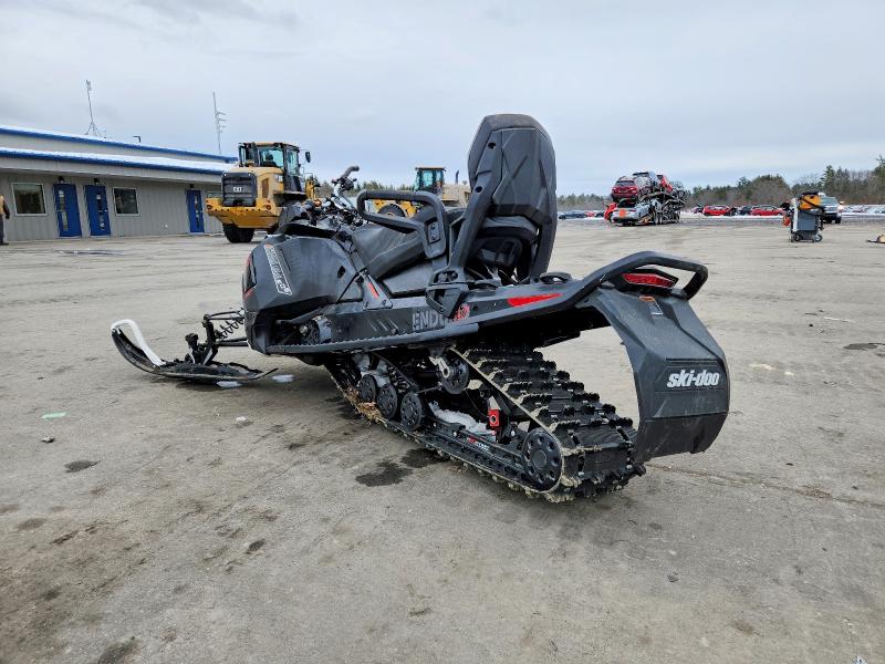 78134735 :رقم المزاد ، 2BPSUNKAXKV000118 vin ، 2019 Ski Renegade مزاد بيع