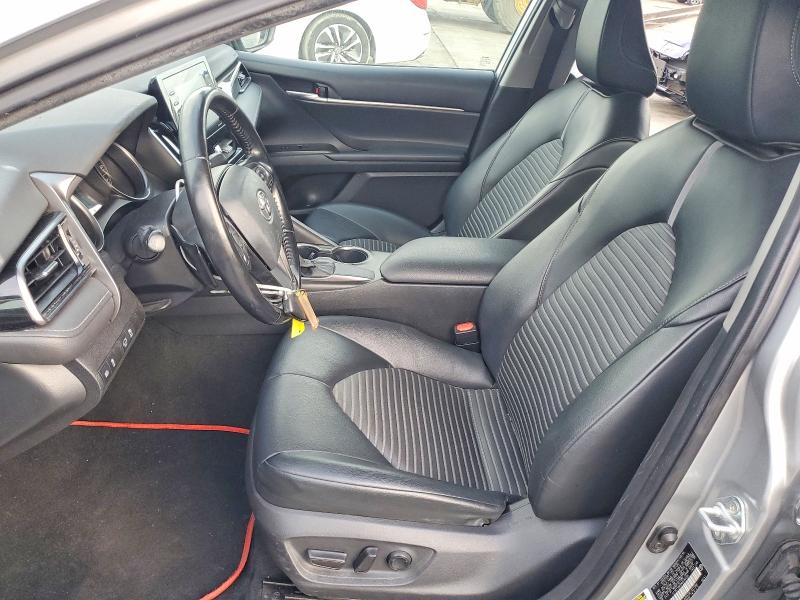 Продаж на аукціоні авто 2021 Toyota Camry, vin: 4T1G11AK6MU530484, номер лоту: 77686825