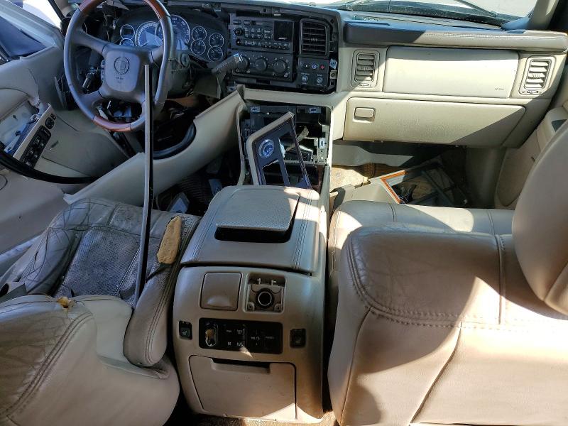 2002 Cadillac Escalade მანქანა იყიდება აუქციონზე, vin: 1GYEC63T72R255176, აუქციონის ნომერი: 76570455