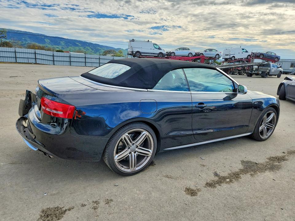 Aukcja sprzedaży 2011 Audi S5, vin: WAUVGAFHXBN004922, numer aukcji: 77213405