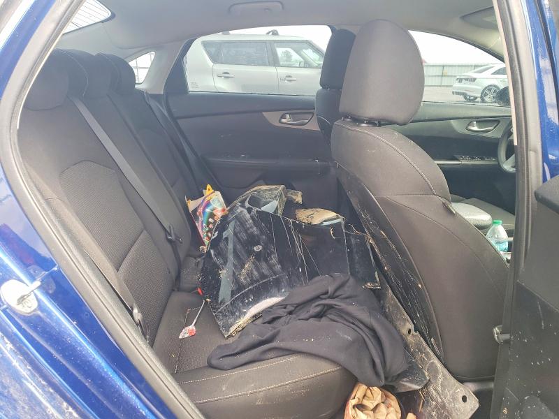 77956725 :رقم المزاد ، 3KPF24AD0KE103667 vin ، 2019 Kia Forte مزاد بيع
