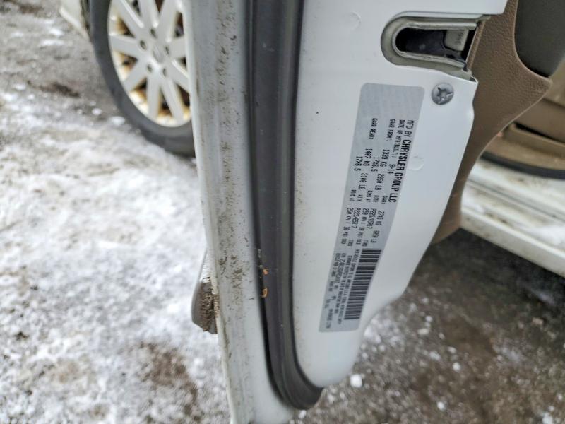 2015 Chrysler Town And Coun მანქანა იყიდება აუქციონზე, vin: 2C4RC1BGXFR538802, აუქციონის ნომერი: 76832855