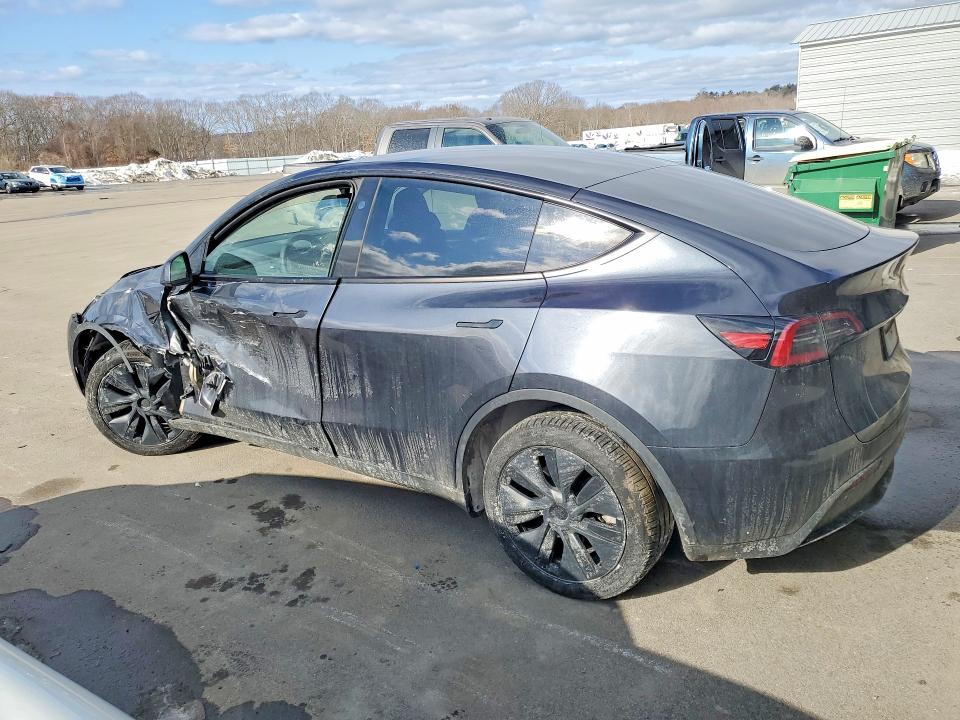 2025 Tesla Model Y მანქანა იყიდება აუქციონზე, vin: 7SAYGDED1SF231787, აუქციონის ნომერი: 77358365