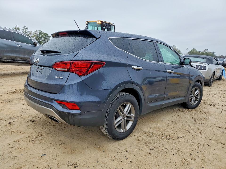 2018 Hyundai Santa Fe Sport მანქანა იყიდება აუქციონზე, vin: 5NMZT3LB7JH062767, აუქციონის ნომერი: 74928305