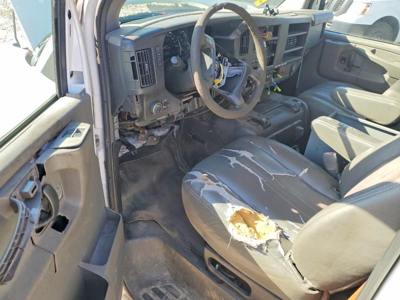 74124595 :رقم المزاد ، 1GCWGFCB7E1132289 vin ، 2014 Chevrolet Express مزاد بيع