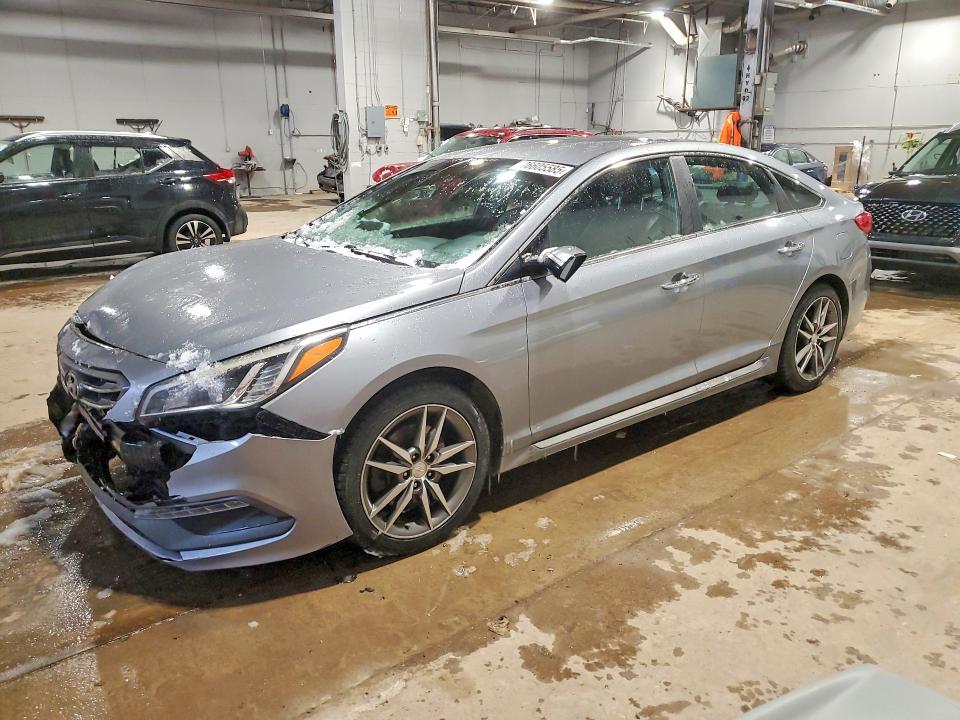 2015 Hyundai Sonata მანქანა იყიდება აუქციონზე, vin: 5NPE34AB6FH094644, აუქციონის ნომერი: 76605585