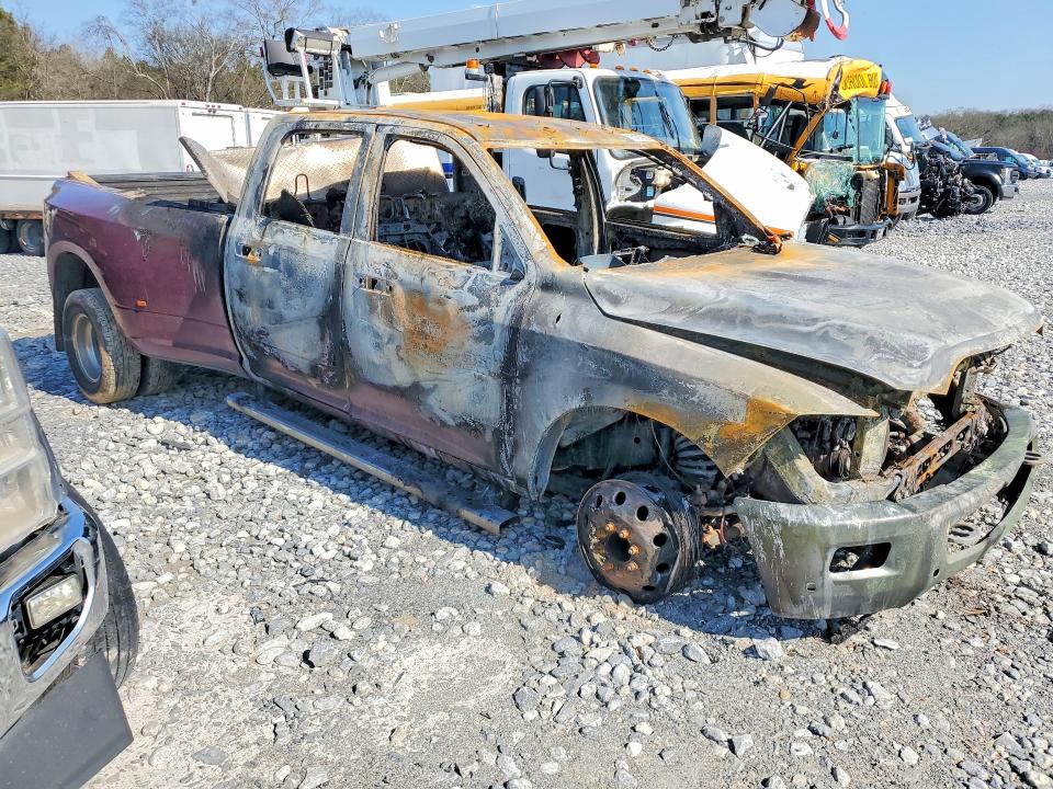 76197955 :رقم المزاد ، 3C63RRHL2JG423589 vin ، 2018 Ram 3500 مزاد بيع