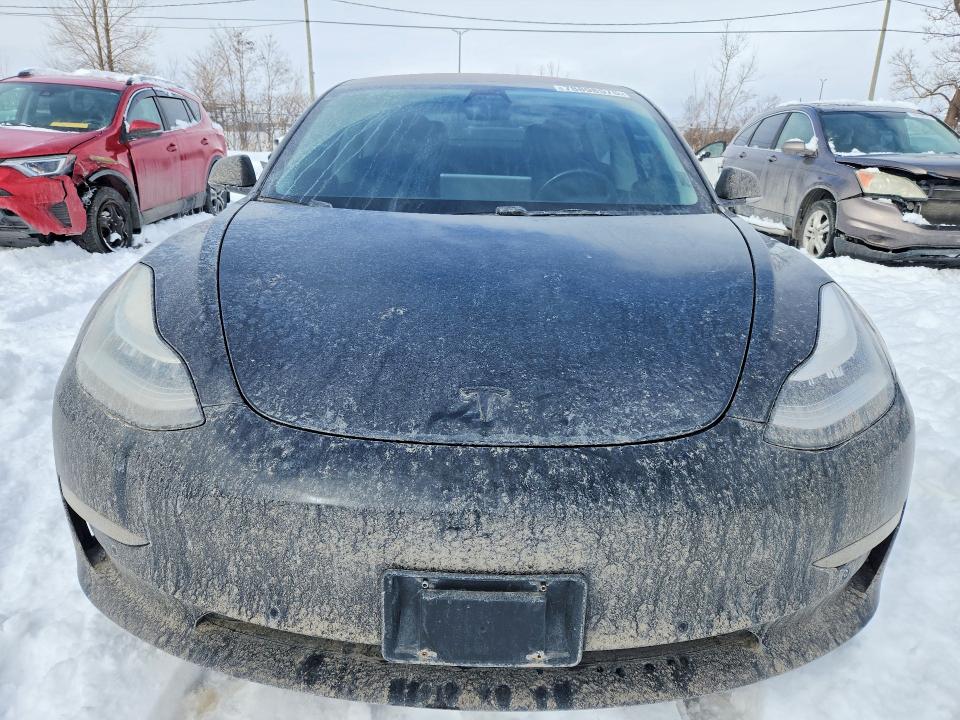 78898575 :رقم المزاد ، 5YJ3E1EA2JF028486 vin ، 2018 Tesla Model 3 مزاد بيع
