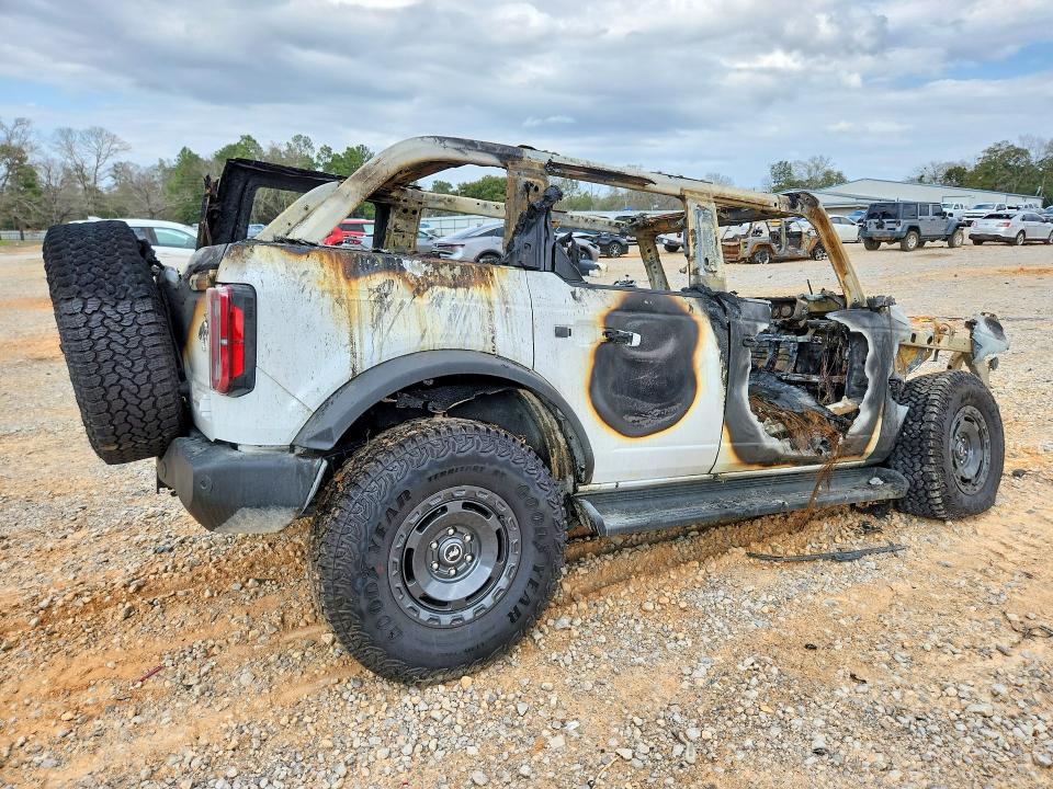 Продажа на аукционе авто 2025 Ford Bronco, vin: 1FMEE8BP8SLB35854, номер лота: 77703985