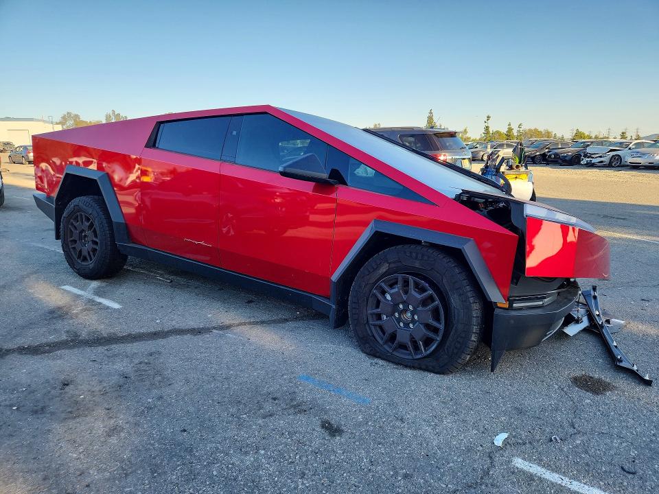 Продажа на аукционе авто 2025 Tesla Cybertruck, vin: 7G2CEHEE2SA071779, номер лота: 76003735