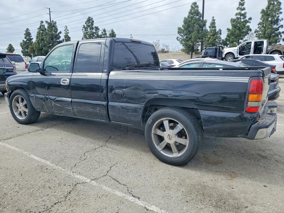 77177885 :رقم المزاد ، 2GCEC19V811186099 vin ، 2001 Chevrolet Silverado مزاد بيع