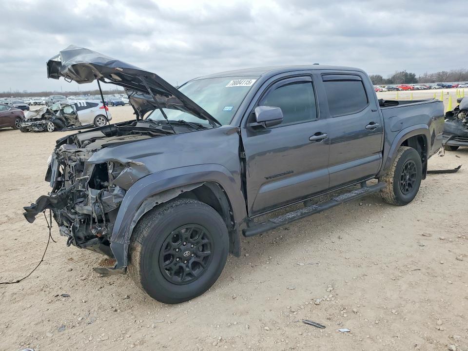 78084115 :رقم المزاد ، 3TMAZ5CN3NM170808 vin ، 2022 Toyota Tacoma مزاد بيع