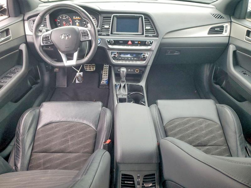 2018 Hyundai Sonata მანქანა იყიდება აუქციონზე, vin: 5NPE34AF9JH723776, აუქციონის ნომერი: 77484395