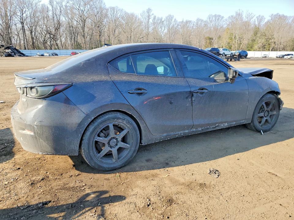 55820686 :رقم المزاد ، 3MZBM1V74FM142119 vin ، 2015 Mazda 3 مزاد بيع
