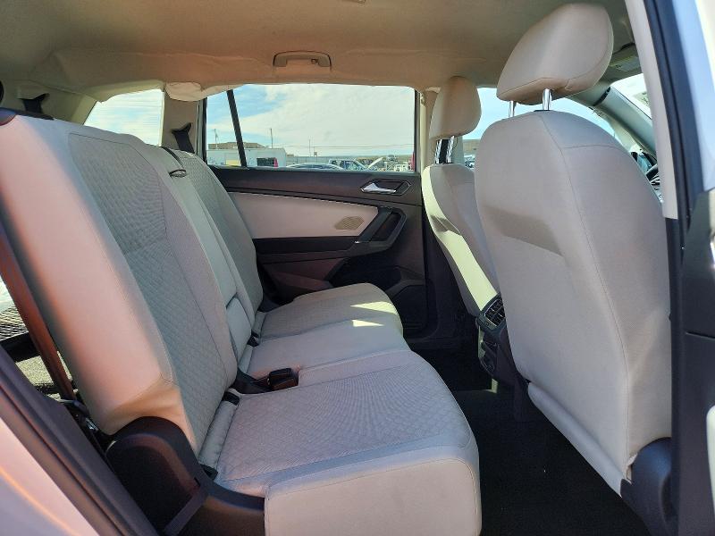 78110495 :رقم المزاد ، 3VV1B7AXXJM123792 vin ، 2018 Volkswagen Tiguan مزاد بيع