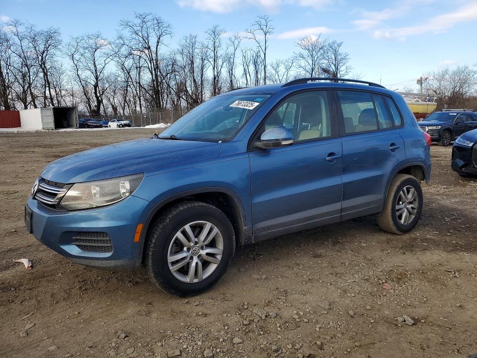 2017 Volkswagen Tiguan მანქანა იყიდება აუქციონზე, vin: WVGBV7AX6HK013717, აუქციონის ნომერი: 76613325