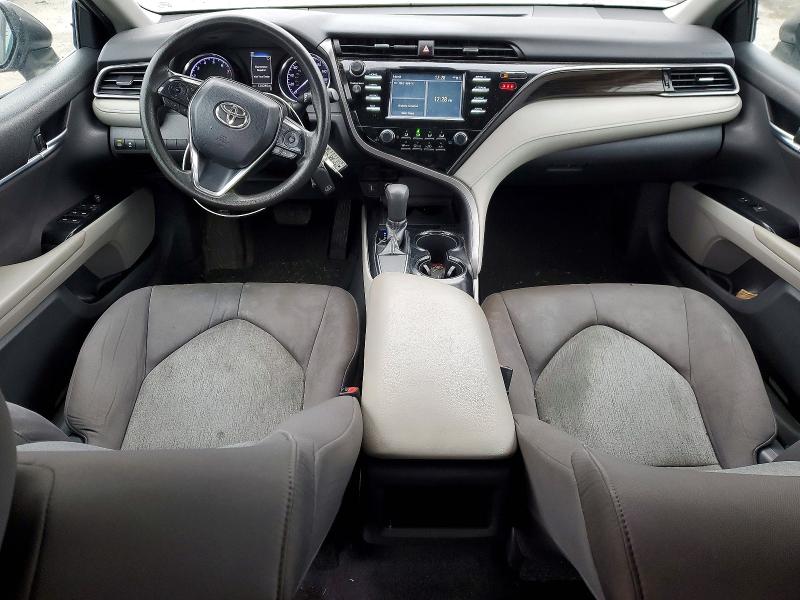 76042515 :رقم المزاد ، 4T1B11HK2KU756907 vin ، 2019 Toyota Camry مزاد بيع