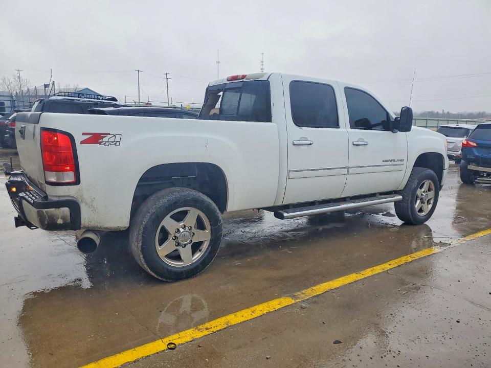 76840515 :رقم المزاد ، 1GT125E80CF224302 vin ، 2012 Gmc Sierra مزاد بيع