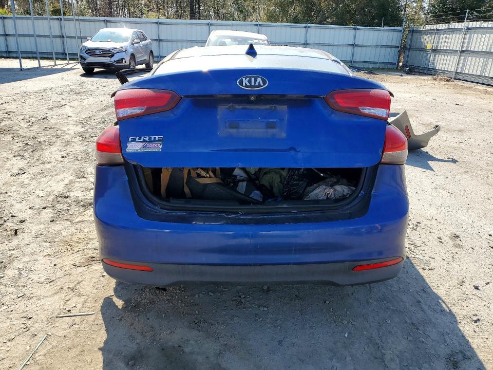Aukcja sprzedaży 2018 Kia Forte, vin: 3KPFL4A72JE171992, numer aukcji: 76822265