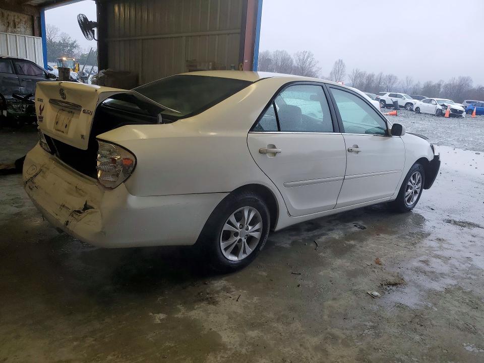 78858335 :رقم المزاد ، 4T1BF32K34U062400 vin ، 2004 Toyota Camry مزاد بيع