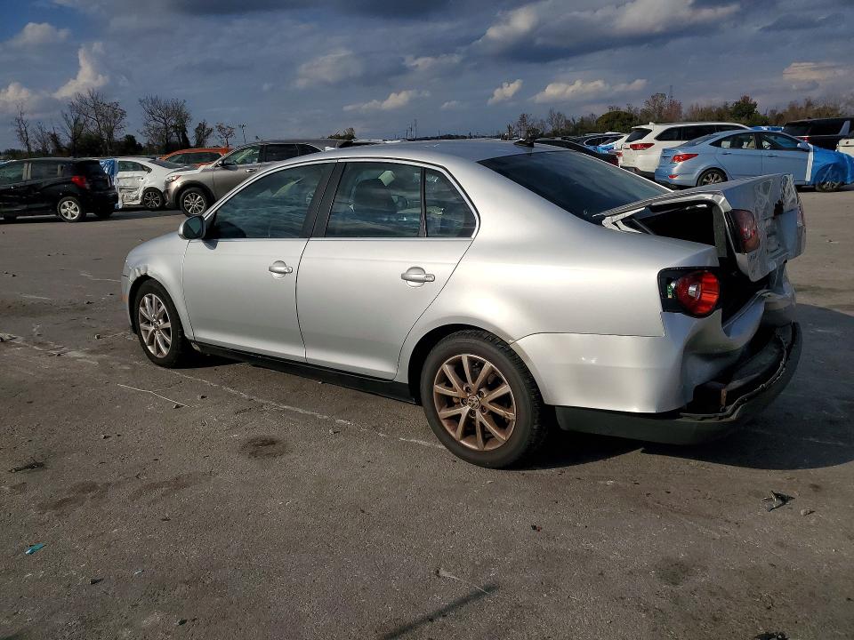 77200235 :رقم المزاد ، 3VWRX7AJ8AM059389 vin ، 2010 Volkswagen Jetta مزاد بيع
