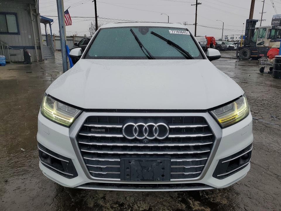 Продаж на аукціоні авто 2018 Audi Q7, vin: WA1VABF72JD007135, номер лоту: 77183845