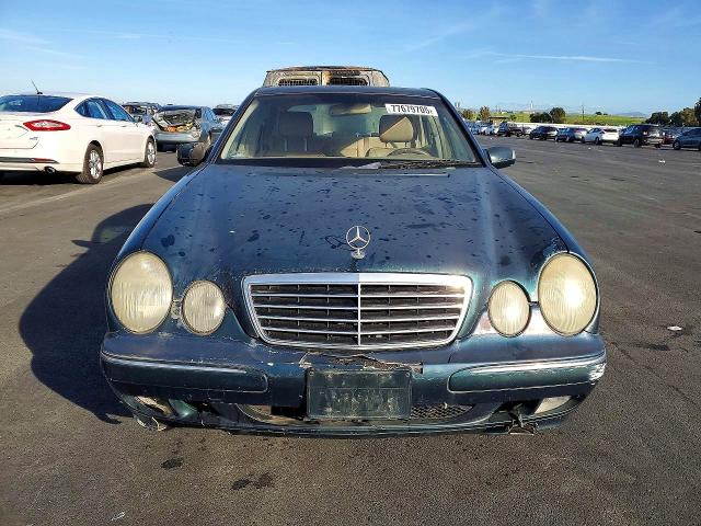 Продаж на аукціоні авто 2002 Mercedes-benz E, vin: WDBJF65J42B477365, номер лоту: 77679705