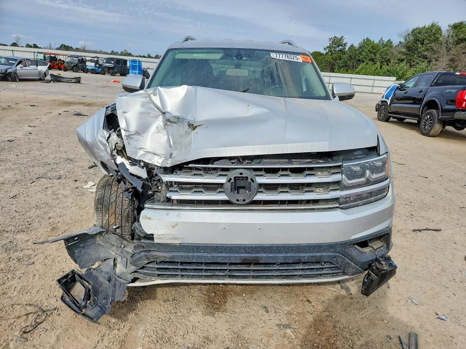 2018 Volkswagen Atlas მანქანა იყიდება აუქციონზე, vin: 1V2KR2CA2JC576766, აუქციონის ნომერი: 77776525