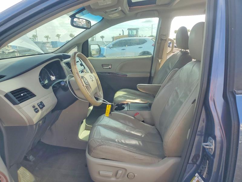 78521105 :رقم المزاد ، 5TDYK3DC2ES508123 vin ، 2014 Toyota Sienna مزاد بيع