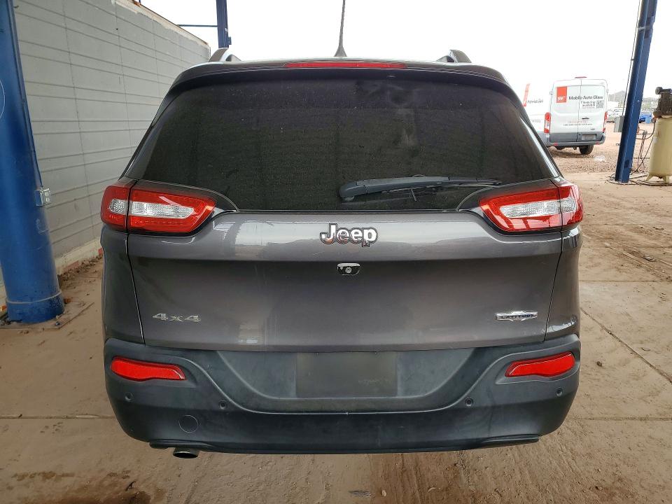 77406795 :رقم المزاد ، 1C4PJMLB1JD599470 vin ، 2018 Jeep Cherokee مزاد بيع