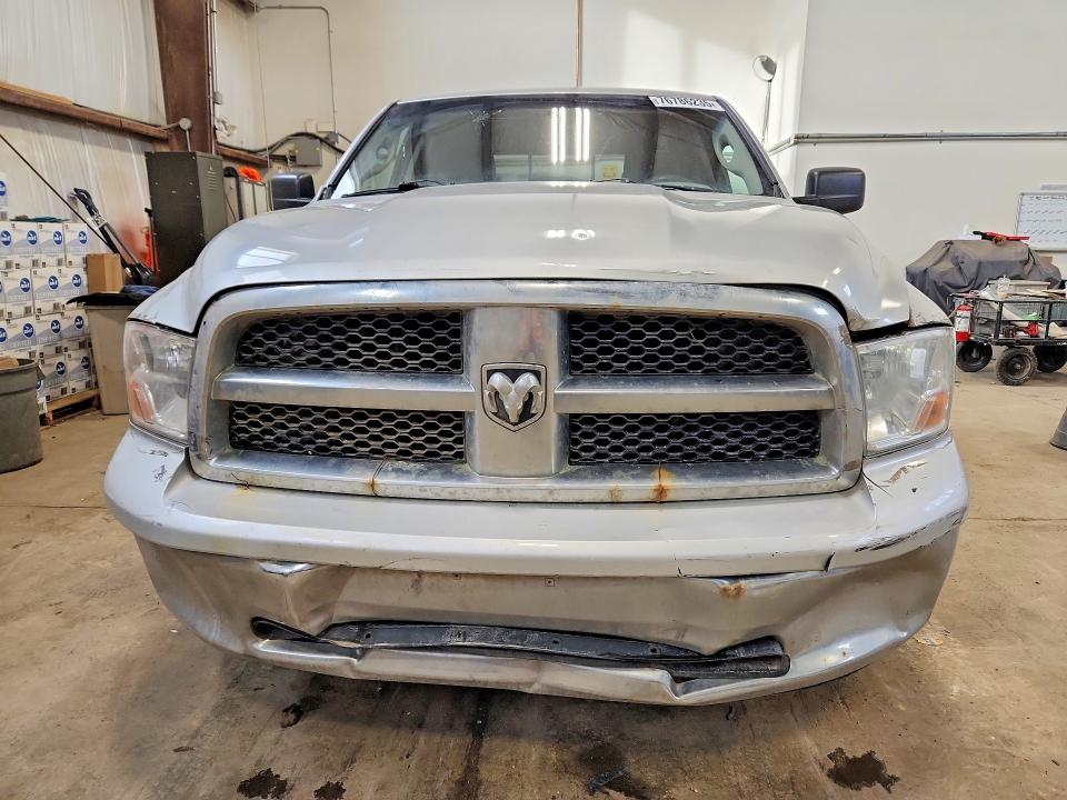76786235 :رقم المزاد ، 1D7RV1GT2AS102667 vin ، 2010 Dodge Ram 1500 مزاد بيع