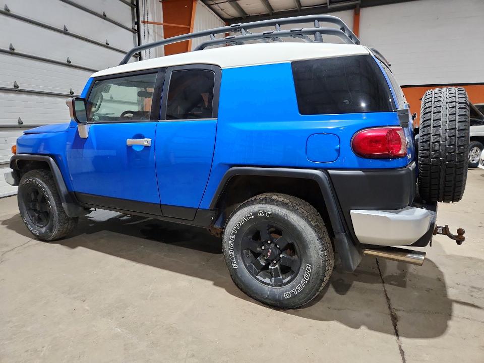 2007 Toyota Fj Cruiser მანქანა იყიდება აუქციონზე, vin: JTEBU11F470007058, აუქციონის ნომერი: 76342465
