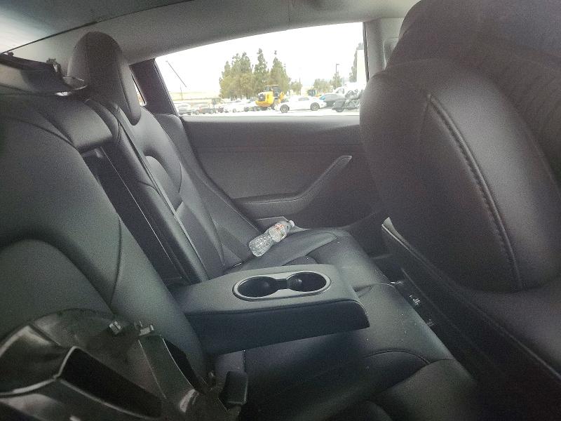 77925435 :رقم المزاد ، 5YJ3E1EB0NF213201 vin ، 2022 Tesla Model 3 مزاد بيع