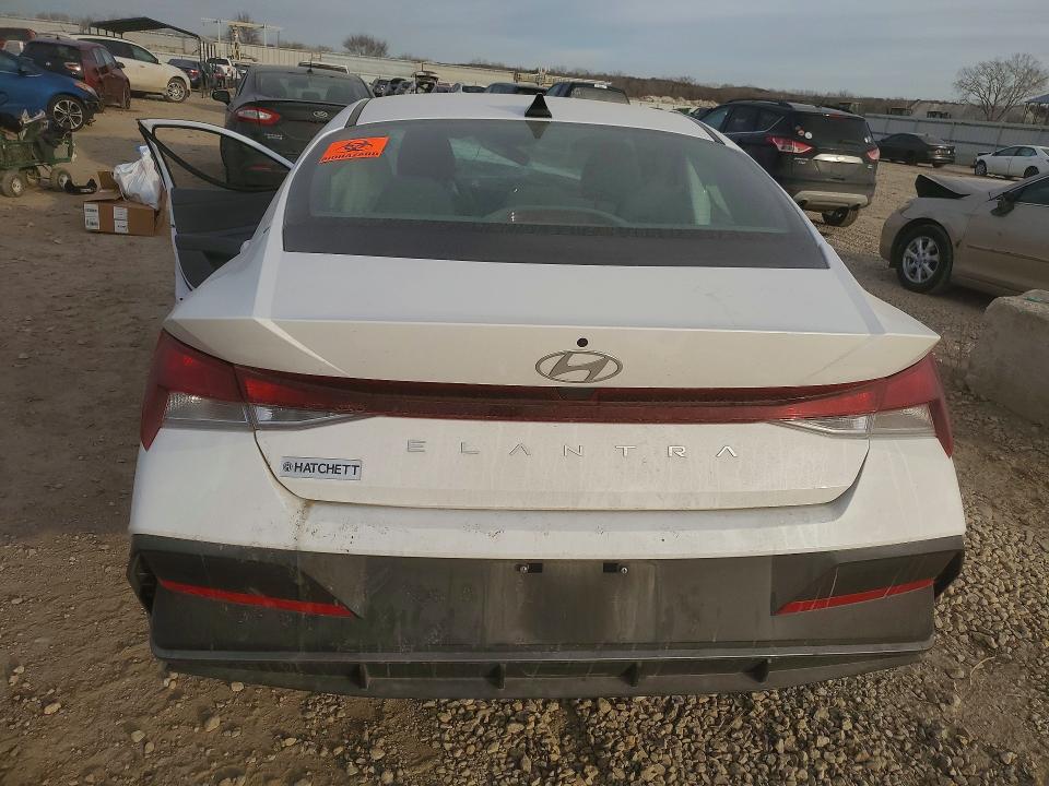 2024 Hyundai Elantra მანქანა იყიდება აუქციონზე, vin: KMHLL4DG4RU732975, აუქციონის ნომერი: 76494035