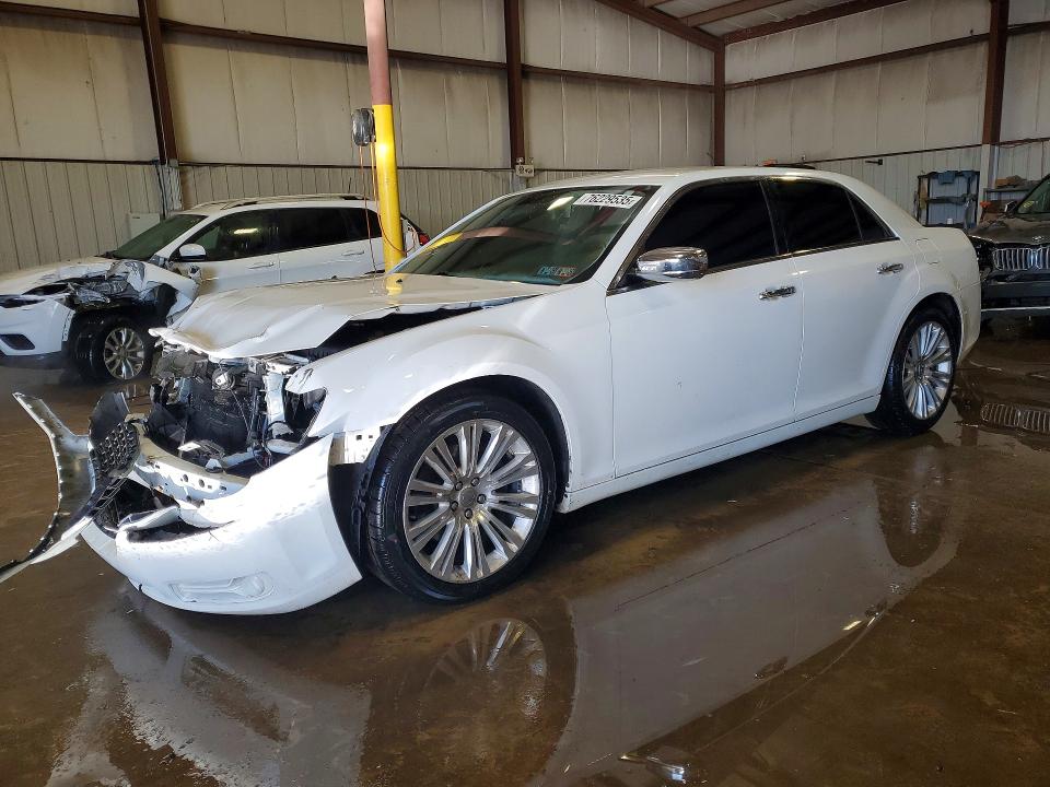 Продажа на аукционе авто 2013 Chrysler 300c, vin: 2C3CCAETXDH557937, номер лота: 76229535
