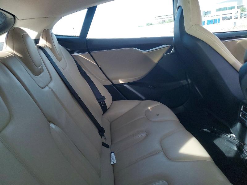 2013 Tesla Model S მანქანა იყიდება აუქციონზე, vin: 5YJSA1CN6DFP12880, აუქციონის ნომერი: 78648165