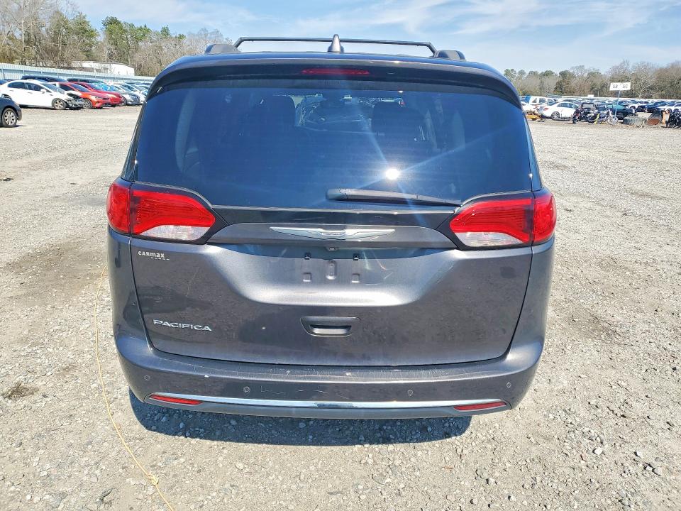 77528895 :رقم المزاد ، 2C4RC1BG8HR788364 vin ، 2017 Chrysler Pacifica مزاد بيع