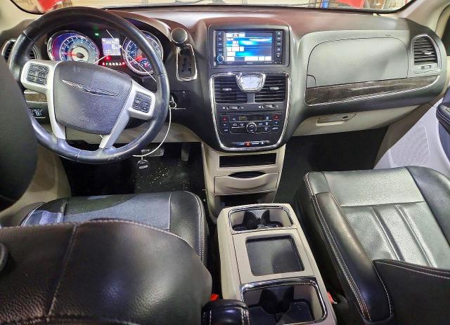 75987545 :رقم المزاد ، 2C4RC1BG1ER368215 vin ، 2014 Chrysler Town & Country مزاد بيع