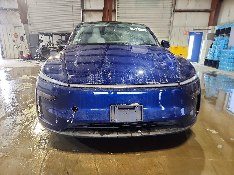 Продажа на аукционе авто 2026 Tesla Model Y, vin: 7SAYGDED5TF423926, номер лота: 76007215
