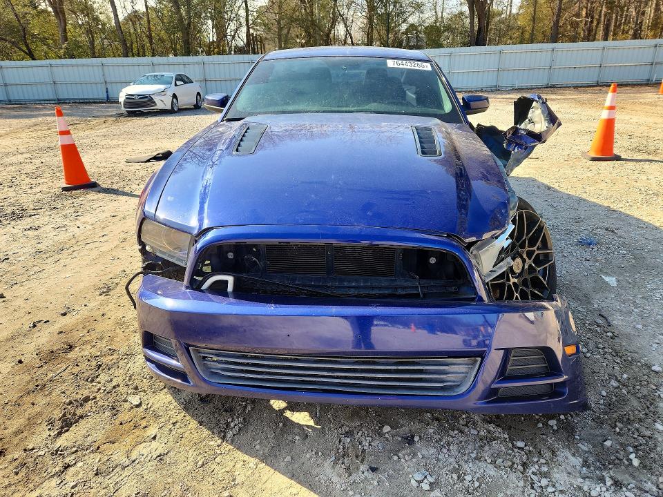 76443265 :رقم المزاد ، 1ZVBP8CF8E5310049 vin ، 2014 Ford Mustang مزاد بيع