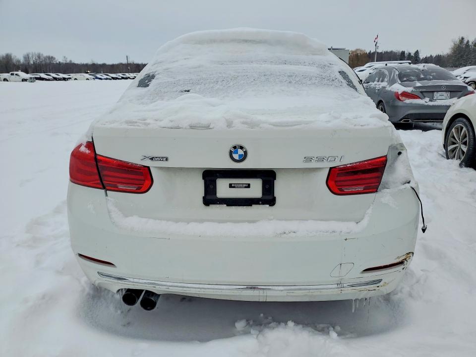 74074585 :رقم المزاد ، WBA8D9C59HA003808 vin ، 2017 Bmw 330 مزاد بيع