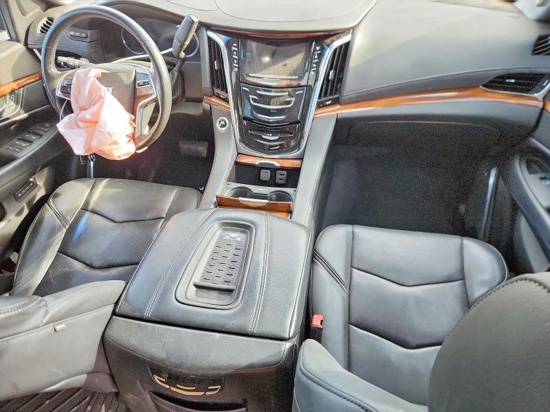 76637295 :رقم المزاد ، 1GYS4BKJ0HR135995 vin ، 2017 Cadillac Escalade مزاد بيع
