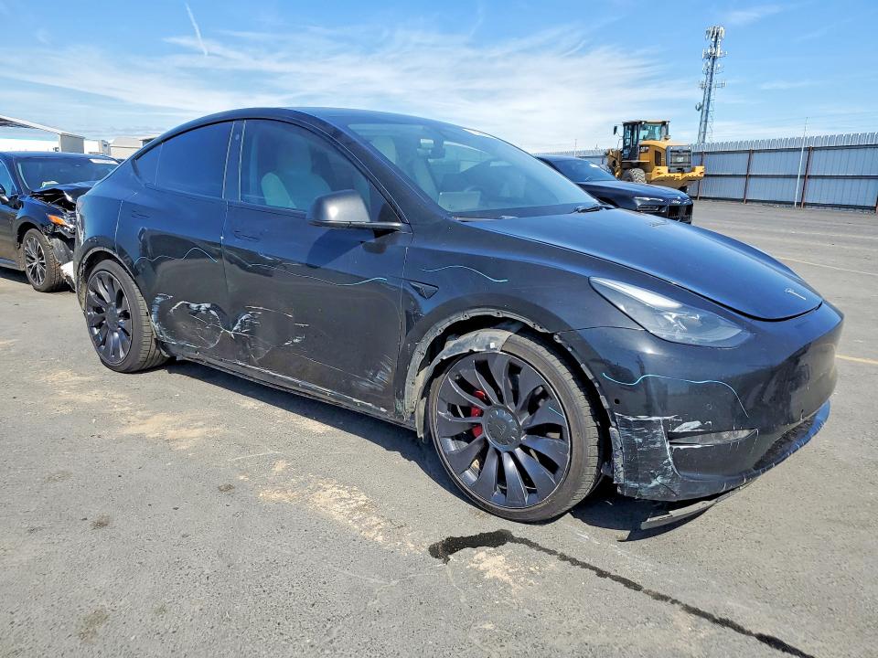 Продажа на аукционе авто 2021 Tesla Model Y, vin: 5YJYGDEF1MF201867, номер лота: 79098375