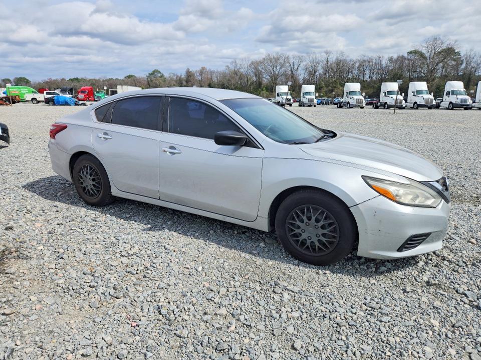 78808335 :رقم المزاد ، 1N4AL3AP3JC192898 vin ، 2018 Nissan Altima مزاد بيع