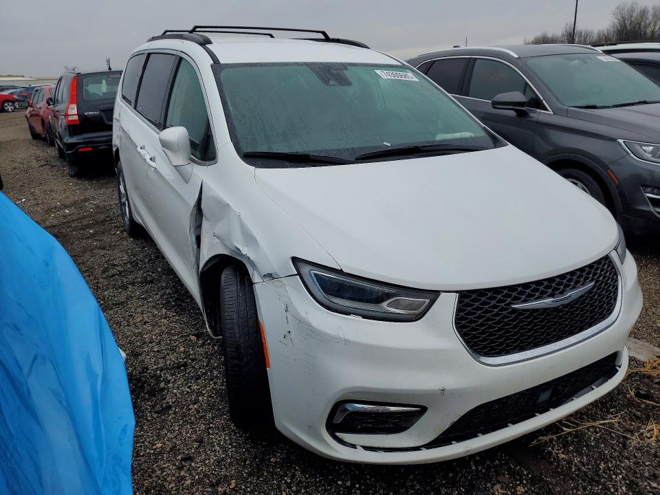 Auction sale of the 2022 Chrysler Pacifica, vin: 2C4RC3BG6NR161573, lot number: 74300685